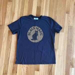 Imogene + Willie Black Magic tee M